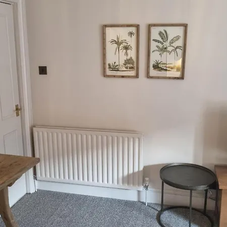 The Golden Cross Hotel Cirencester Room photo