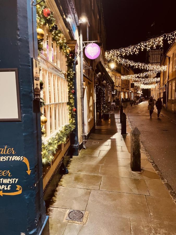 The Golden Cross 3* Cirencester